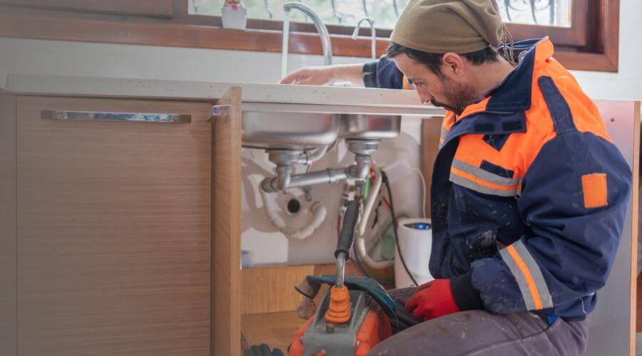 Professional emergency plumber services in Frederick